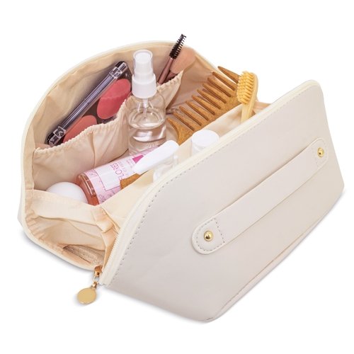 Neceser Medina